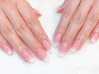 ネイル Viseo《6週間 長持ちパラジェル》のネイルデザイン