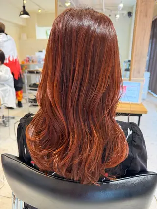 ロング 鈴木 心花のヘアスタイル