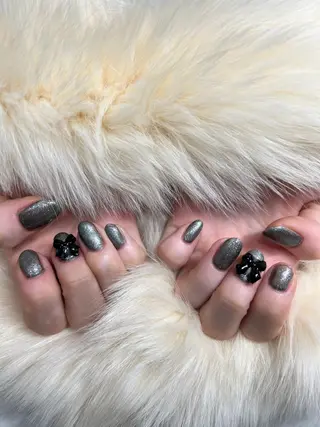 ネイル NAIL Salon IP所属・長谷川 奈緒美のネイルデザイン