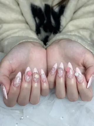 ネイル Julli NailStudioのネイルデザイン