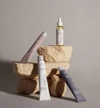 ミディアム カラー 大人女性特化｜北千住 ・艶髪｜JIROのヘアスタイル