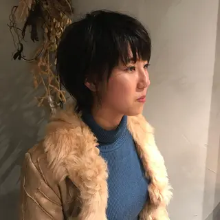 ショート 柔らかブラウン/顔周 りレイヤー♡ユウシのヘアスタイル