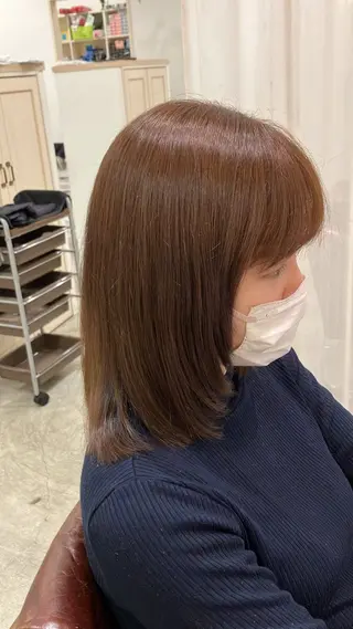 ミディアム adorableはなみずき店所属・唯一無二の曲がる 縮毛矯正 小林のヘアスタイル