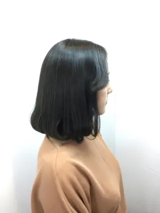 ミディアム カラー Annon プライベートサロンのヘアスタイル