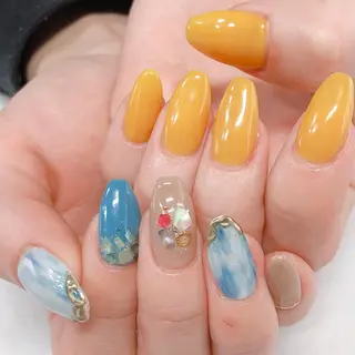 ネイル 東 千夏のネイルデザイン