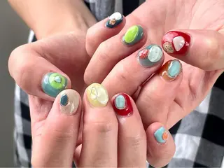 ショート m kaori𓃟のネイルデザイン