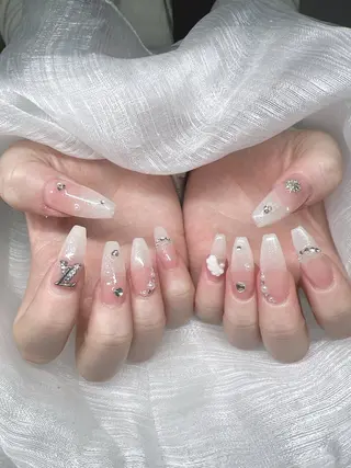 ネイル Lee Nails チップ長さだし専門店のネイルデザイン