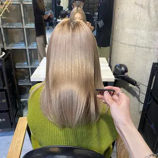 ミディアム 山田 蓮のヘアスタイル