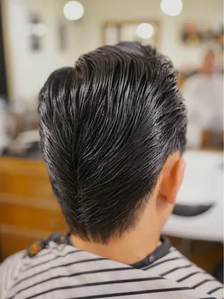 メンズ アイブロウ ヘアーサロンチョップショップ所属・吉祥寺駅 takumiのヘアスタイル