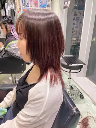 セミロング 🍭ハイトーン/ デザインカラー🦄のヘアスタイル