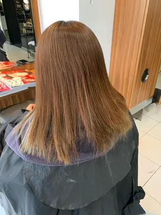 セミロング カラー 白髪ぼかしハイライト 柳川拓哉のヘアスタイル