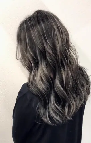 セミロング カラー ヘアアレンジ アンドウ ユウ/ レイヤーカット/韓国のヘアスタイル