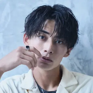 パーマ メンズ SALOWIN新宿三丁目所属・新宿/新宿三丁目 メンズハイライト梶原のヘアスタイル