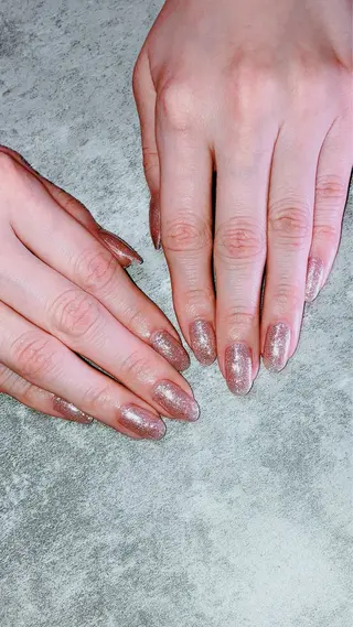 ネイル haleyume所属・shino🌟 痛ネイルのネイルデザイン