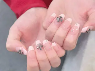 ネイル Glow Nail スカルプ専門店のネイルデザイン