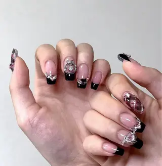 ネイル 相沢 さやかのネイルデザイン