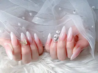 ネイル &ME Momoのネイルデザイン