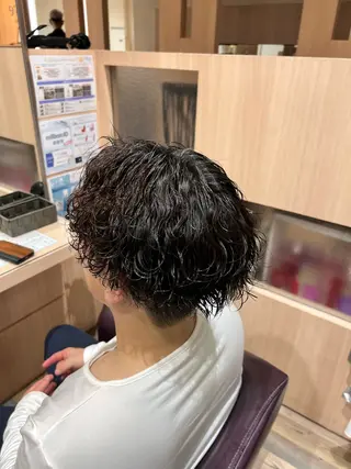 ショート パーマ メンズ revebyfirst所属・黒沢 航汰のヘアスタイル