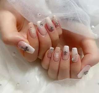 ネイル ＆ME アンドミーのネイルデザイン