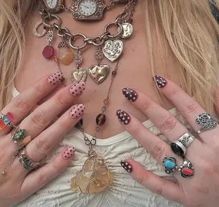 ネイル ネイリスト シンのネイルデザイン