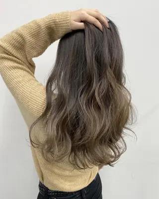ロング カラー ヘアアレンジ 【公式】amble luxe池袋東口🩷のヘアスタイル