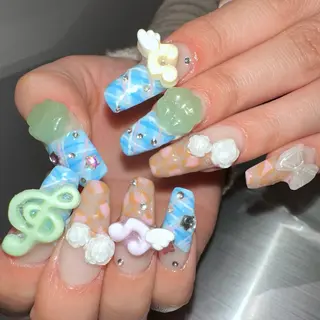 ネイル 👽個性派ネイル🎀 komachiのヘアスタイル