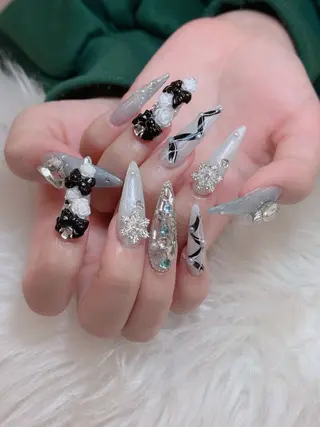 ネイル Mio_ Noiranailのネイルデザイン