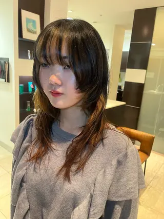 ロング サロンドボーテレイ所属・タナカ Tanakaのヘアスタイル