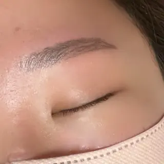 アイブロウ Ayumi.dre 🌸Y《2階》のマツエク・マツパデザイン