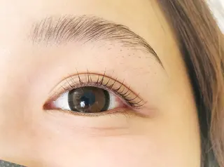 マツエク・マツパ 💜bora .のネイルデザイン