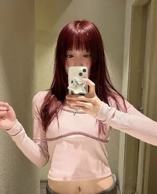 カラー rinka／暖色 ブリーチのヘアスタイル