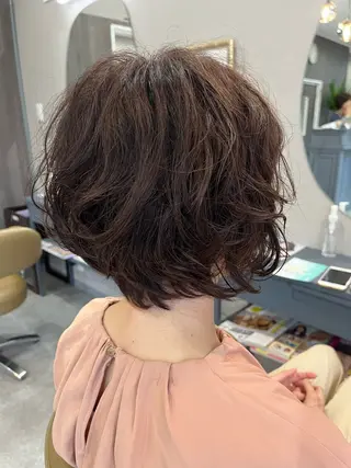 パーマ 岩崎 惠子のヘアスタイル