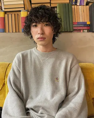 パーマ メンズ パーマ、髪質改善 カズマのヘアスタイル