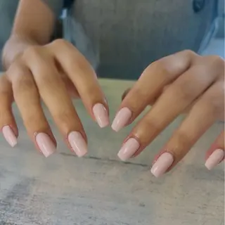 ミディアム Atelier  nail所属・︎ ユイナのネイルデザイン