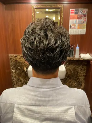 パーマ メンズ ヒロ銀座所属・小林 あいのヘアスタイル