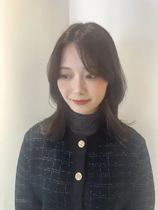 ミディアム 透明感のあるモテ艶髪 🫧AYAKAのヘアスタイル
