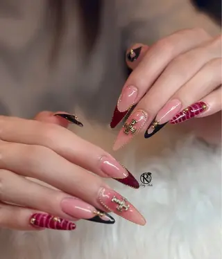 ネイル チェリネイルサロン 霞ヶ関のネイルデザイン