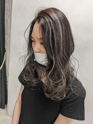 ロング nameless髪質 改善ブリーチ心斎橋のヘアスタイル