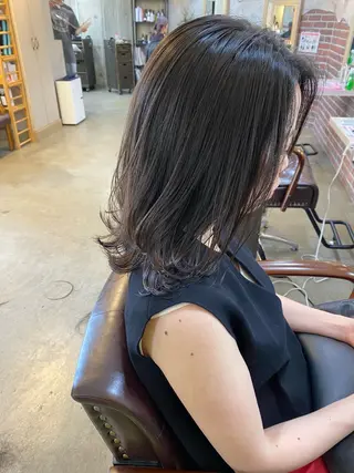 セミロング tocolaso 柏所属・レイヤーカット/ 根本瑠実のヘアスタイル