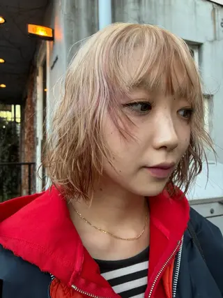 ショート カラー 坂入 美帆のヘアスタイル