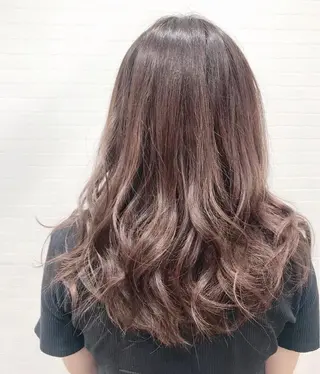 セミロング カラー GRANLUSSO 〜グランルッソ駅前店所属・木口 嘉美のヘアスタイル