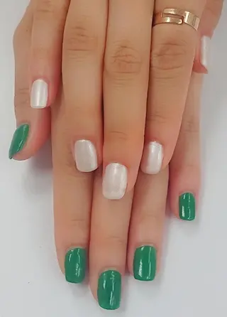 ネイル 🍒当日もOK🍒 𝑳𝑼𝑵𝑨花井のネイルデザイン