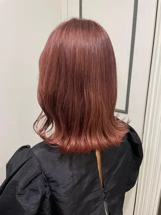 セミロング カラー SHEARA BY CARE所属・. AYUKAのヘアスタイル