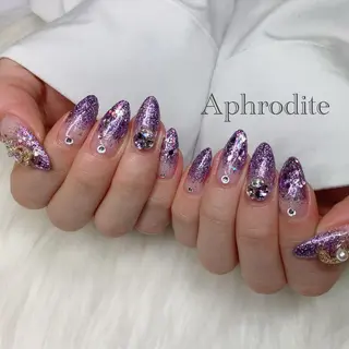 ネイル Aphrodite パラジェル認定サロンのネイルデザイン