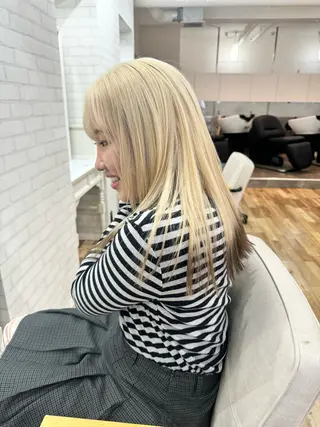 セミロング カラー カラー特化型美容師 保住のヘアスタイル