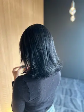 ミディアム Glare所属・髪質改善特化🫧 梶川　歩哉のヘアスタイル