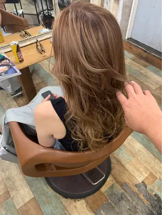 セミロング カラー Hair's RooMのヘアスタイル