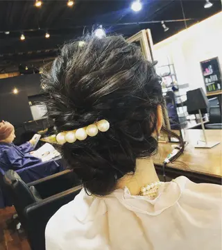 セミロング ヘアアレンジ マツエク・マツパ 吉本 yoshimotoのヘアスタイル