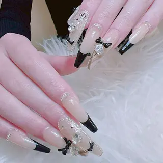 ネイル ゴテゴテ ネイルのネイルデザイン