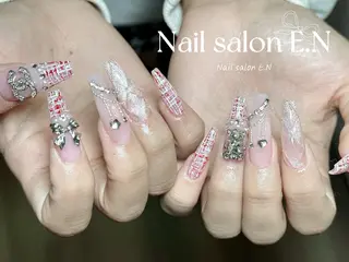 ネイル E.N🦋 長さ出し/持ち込みのネイルデザイン